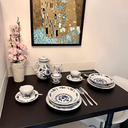Neu Goldstadt Prestige - Modern Und Апартаменты Пфорцхайм