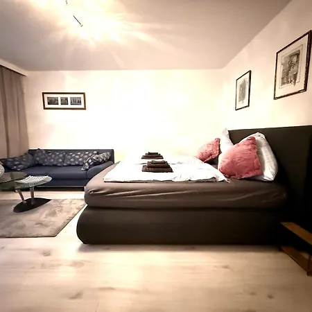 Neu Goldstadt Prestige - Modern Und Апартаменты *