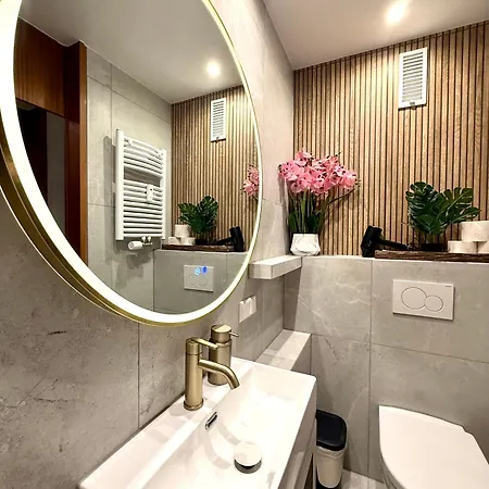 Апартаменты Neu Goldstadt Prestige - Modern Und *