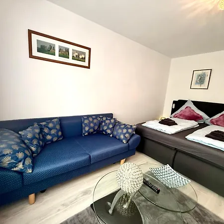 Апартаменты Neu Goldstadt Prestige - Modern Und