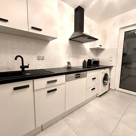Апартаменты Neu Goldstadt Prestige - Modern Und