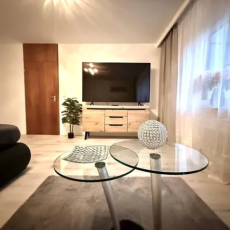 Neu Goldstadt Prestige - Modern Und *