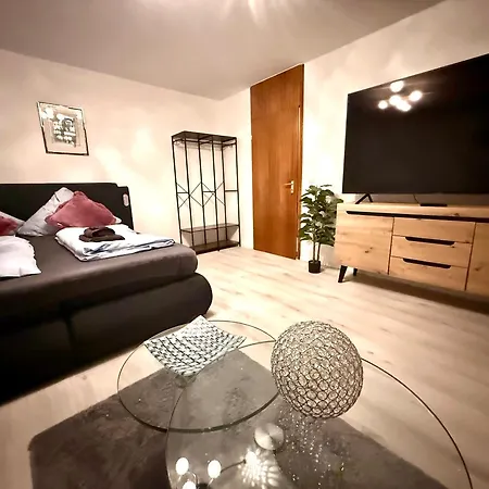 Neu Goldstadt Prestige - Modern Und * Пфорцхайм